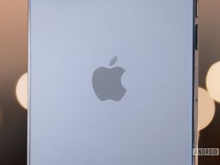 thumbnail - iPhone Pliable